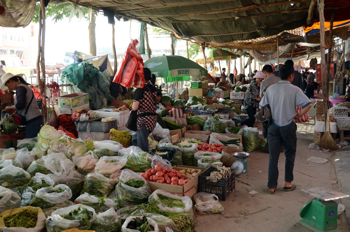 16 Roadside Fruit And Vegetable Market In Karghilik Yecheng At The Junction Of China National Highways 315 And G219